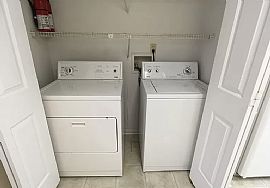 1046 Fairfax Dr, Tuscaloosa, Al 35406 in Tuscaloosa, AL (Photo 5 of 6)