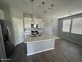 6113 S Wilson St, Tempe, Az 85283 in Tempe, AZ (Photo 2 of 11)