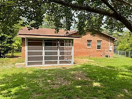 7627 Decatur Dr, Fayetteville, Nc 28303 (484)519 1862 in Fayetteville, NC (Photo 10 of 12)