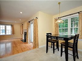 7 Baldwin Dr, Farmington, Ct 06032 in Farmington, CT (Photo 11 of 12)