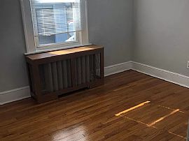 8 Robin Ter, East Hartford, Ct 06108 in East Hartford, CT (Photo 10 of 11)