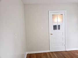 36 Sylvia Ln, Bristol, Ct 06010 in Bristol, CT (Photo 5 of 12)