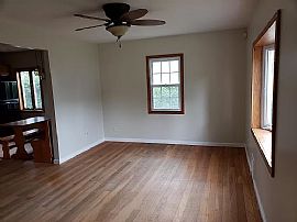 36 Sylvia Ln, Bristol, Ct 06010 in Bristol, CT (Photo 7 of 12)