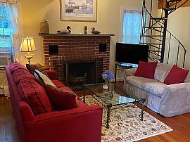 3 Boulder Ave, Stonington, Ct 06378 in Stonington, CT (Photo 2 of 12)