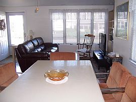 37 Cocheco Ave, Branford, Ct  in Branford, CT (Photo 3 of 12)