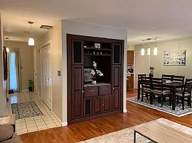 4 Pepper Bush Way, South Windsor, Ct 06074 in South Windsor, CT (Photo 5 of 12)