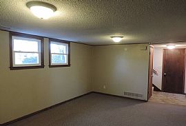 20 Se 140th Rd, Warrensburg, Mo 64093 . House Property Rent in Warrensburg, MO (Photo 10 of 10)