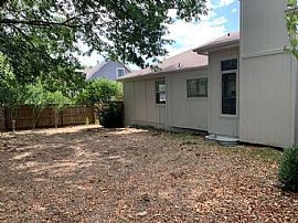 4509 Ne Jamestown Dr, Lees Summit, Mo 64064 . Awesome House in Lees Summit, MO (Photo 2 of 11)