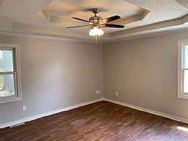 4509 Ne Jamestown Dr, Lees Summit, Mo 64064 . Awesome House in Lees Summit, MO (Photo 6 of 11)