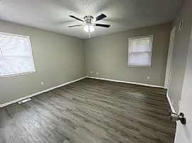 7105 E 132nd St, Grandview, Mo 64030 . Excellent House For Rent in Grandview, MO (Photo 8 of 11)