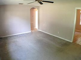 416 Carey Pl, Lakeland, Fl 33803 in Lakeland, FL (Photo 4 of 12)