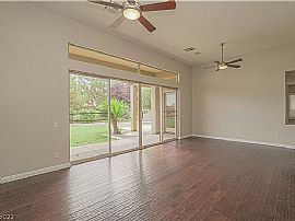 20 Plum Hollow Dr, Henderson, Nv 89052 in Henderson, NV (Photo 4 of 12)