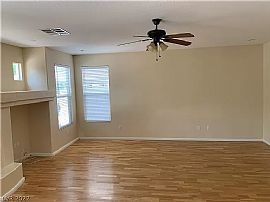 294 Powerbilt Ave, Las Vegas, Nv 89148 in Las Vegas, NV (Photo 6 of 12)