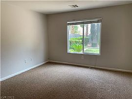 294 Powerbilt Ave, Las Vegas, Nv 89148 in Las Vegas, NV (Photo 8 of 12)