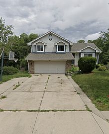 7021 Valley Rd, La Vista, Ne 68128 . Joyful House For Rent in La Vista, NE