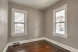 7021 Valley Rd, La Vista, Ne 68128 . Joyful House For Rent in La Vista, NE (Photo 7 of 8)