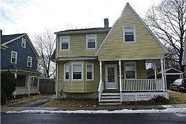 32 Winthrop Ct, Milford, Ct 06460 in Milford, CT