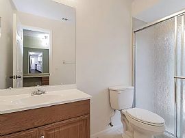 806 Wavecrest Dr, Orlando, Fl 32807 in Orlando, FL (Photo 7 of 10)