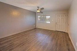 2326 E Pinchot Ave Apt 9, Phoenix, Az 85016 in Phoenix, AZ (Photo 10 of 11)