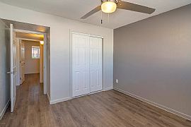 2326 E Pinchot Ave Apt 9, Phoenix, Az 85016 in Phoenix, AZ (Photo 6 of 11)