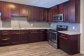 2326 E Pinchot Ave Apt 9, Phoenix, Az 85016 in Phoenix, AZ (Photo 7 of 11)