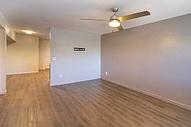 2326 E Pinchot Ave Apt 9, Phoenix, Az 85016 in Phoenix, AZ (Photo 9 of 11)