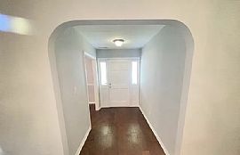 826 Crestview Dr, Madison, Al 35758 in Madison, AL (Photo 2 of 12)