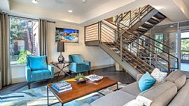 Classic Apartments  in Dallas, TX (Photo 6 of 11)