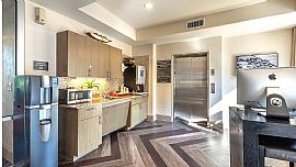 Classic Apartments  in Dallas, TX (Photo 7 of 11)