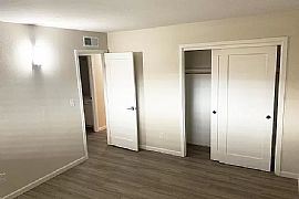 2 Bedroom Home in Tucson, AZ (Photo 5 of 12)