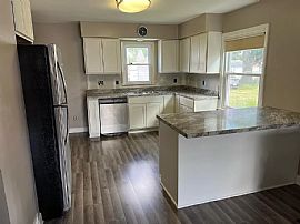 3130 N 90th St, Milwaukee, Wi 53222 in Milwaukee, WI (Photo 2 of 12)