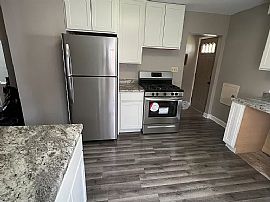 3130 N 90th St, Milwaukee, Wi 53222 in Milwaukee, WI (Photo 3 of 12)