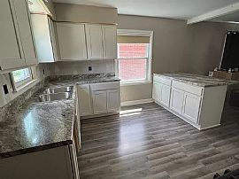 3130 N 90th St, Milwaukee, Wi 53222 in Milwaukee, WI (Photo 4 of 12)