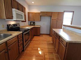 32805 Geneva Rd, Burlington, Wi 53105 in Burlington, WI (Photo 4 of 12)