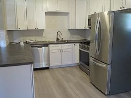 3014 S Lexington Blvd, Eau Claire, Wi 54701 in Eau Claire, WI (Photo 2 of 12)