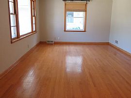 3014 S Lexington Blvd, Eau Claire, Wi 54701 in Eau Claire, WI (Photo 3 of 12)