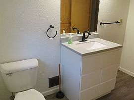 3014 S Lexington Blvd, Eau Claire, Wi 54701 in Eau Claire, WI (Photo 5 of 12)