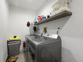 11 Park Ave, Kearny, Nj 07032 . Adorable  in Kearny, NJ (Photo 8 of 11)