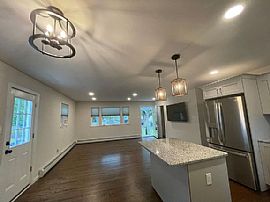 129 Moore St, Moorestown, Nj 08057 . Nice House For Rent in Lenola, NJ (Photo 4 of 9)