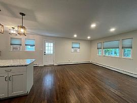 129 Moore St, Moorestown, Nj 08057 . Nice House For Rent in Lenola, NJ (Photo 6 of 9)