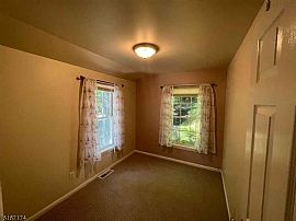 15 Halls Hl, Sussex, Nj 07461 . Home For Rent in Sussex, NJ (Photo 9 of 11)