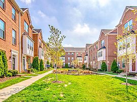 705 S Macon St, Baltimore, Md 21224 in Baltimore, MD (Photo 3 of 12)