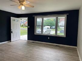 519 Poplar Ave, Westminster, Md 21157 in Westminster, MD (Photo 2 of 12)