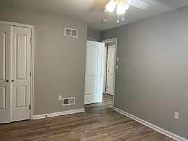 519 Poplar Ave, Westminster, Md 21157 in Westminster, MD (Photo 4 of 12)