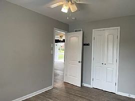 519 Poplar Ave, Westminster, Md 21157 in Westminster, MD (Photo 5 of 12)