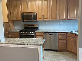 110 Regester Ave, Baltimore, Md 21212 in Baltimore, MD (Photo 4 of 12)