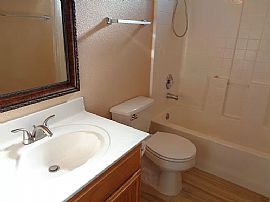 Amazing 4 Bedroom 2.5 Home Available For Rent in El Paso, TX (Photo 4 of 6)