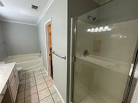 Beautiful 3 Bedroom 2 Bath Home For Rent in Fort Worth, TX (Photo 4 of 7)