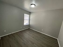 Beautiful 3 Bedroom 2 Bath Home For Rent in Fort Worth, TX (Photo 5 of 7)