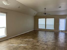 Beautiful 3 Bedroom 2 Bath Home Available For Rent  in Corpus Christi, TX